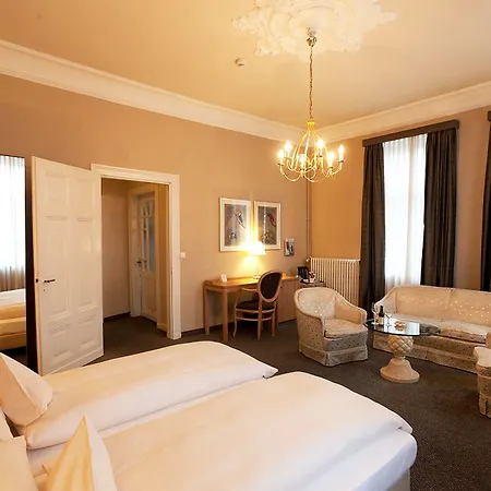Hotel Schepers 4*